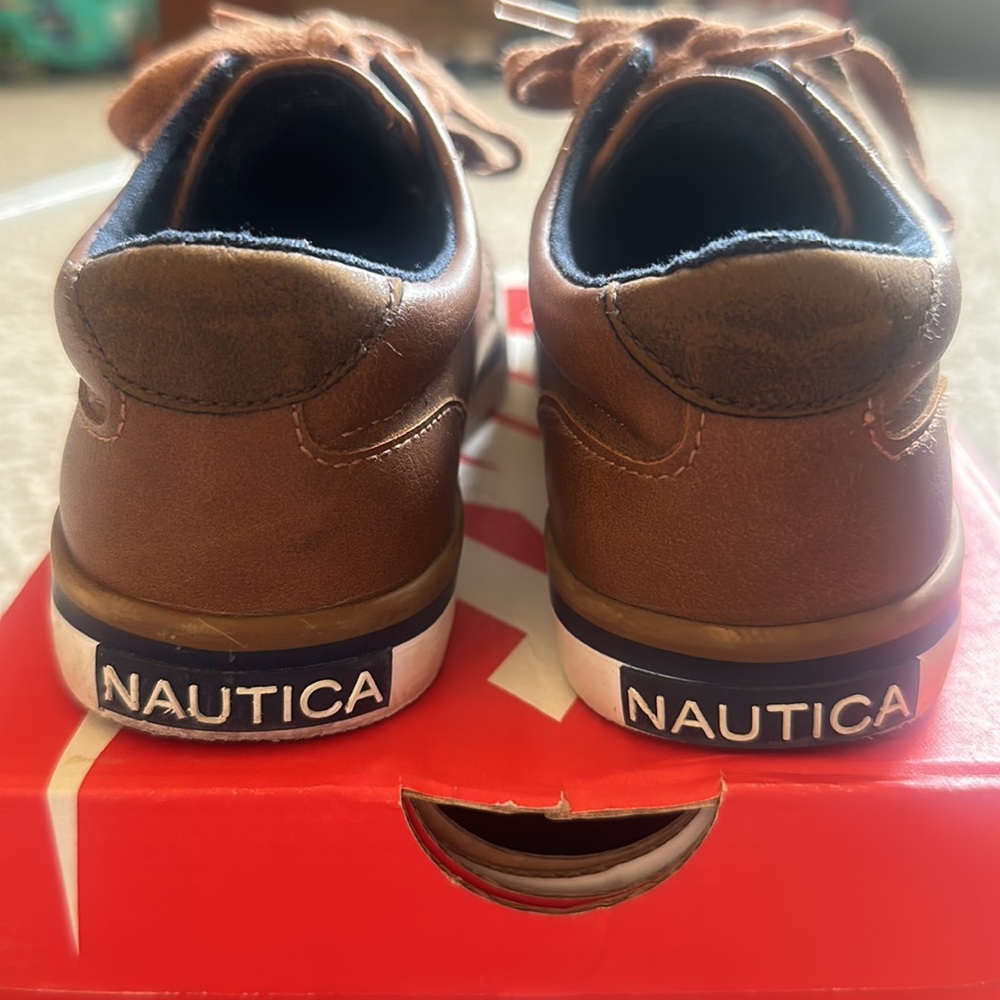 Kids Nautica Brown Dress Shoes with Smooth Leather Finish - Picture 3 of 5
